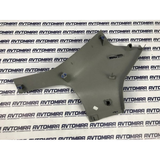 Накладка багажника права Opel Zafira B 2005-2011 13129325
